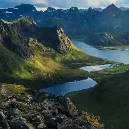 Leilighet Med Balkong Og Havutsikt Pa Napp. Eksteriør billede